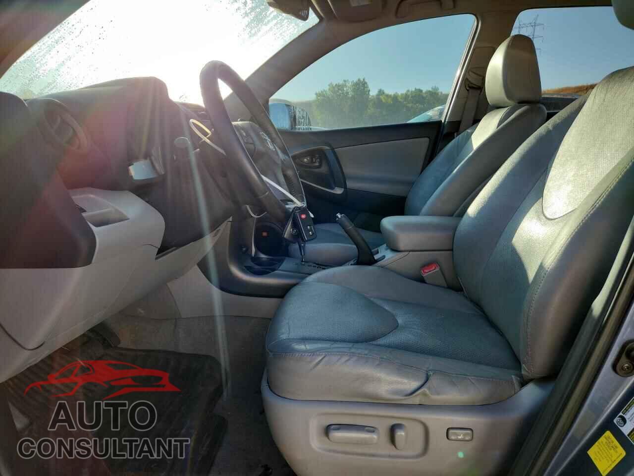 TOYOTA RAV4 2011 - 2T3YF4DV1BW104655