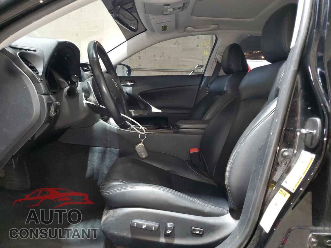 LEXUS IS 2010 - JTHCF5C27A5040097