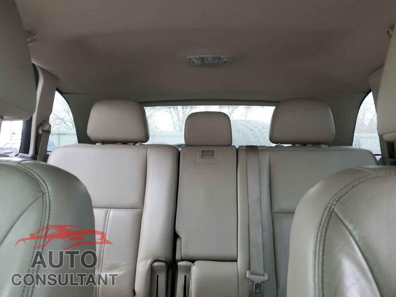 FORD EDGE 2011 - 2FMDK3JC1BBB36771