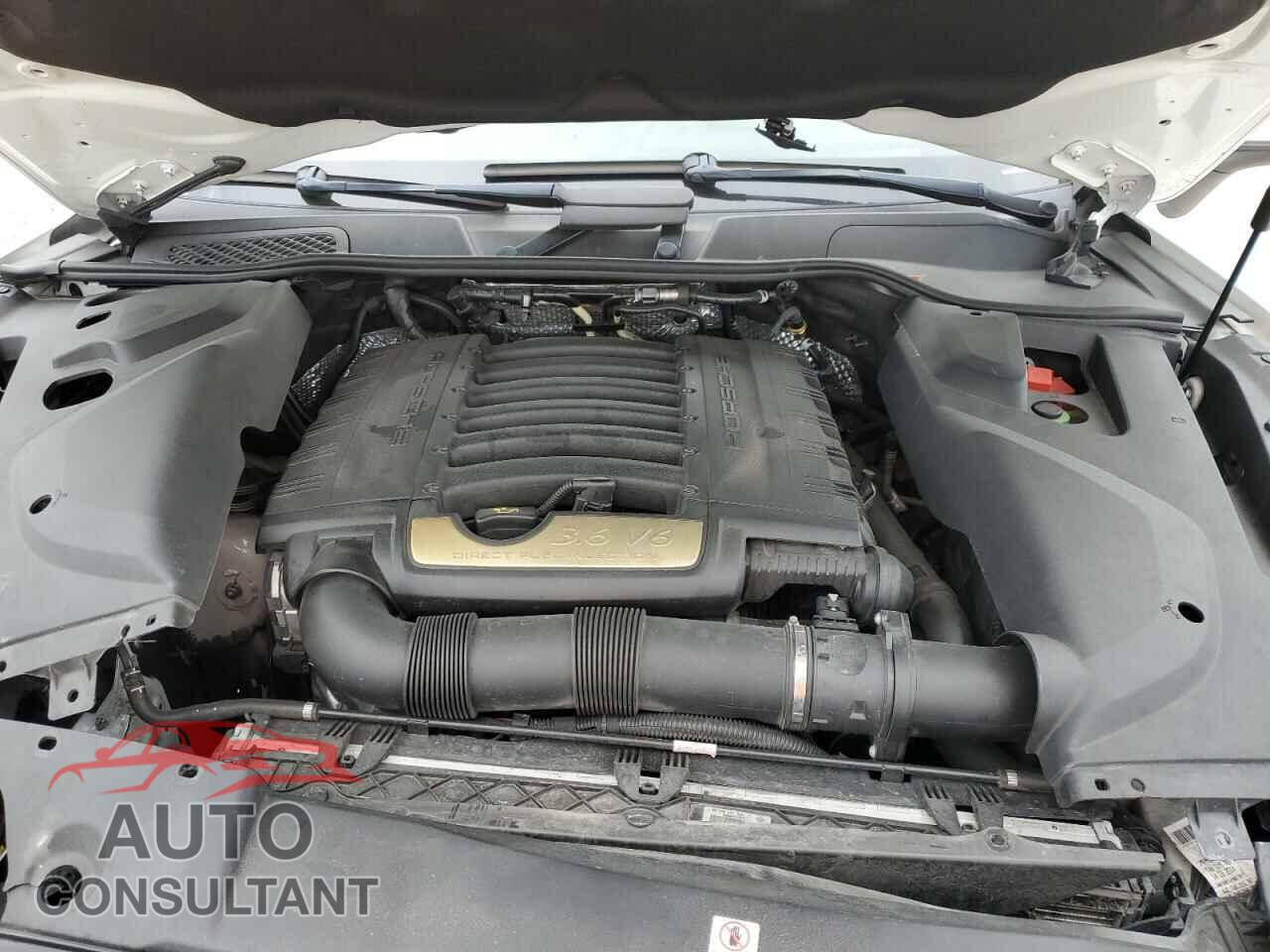 PORSCHE CAYENNE 2016 - WP1AA2A24GLA01737