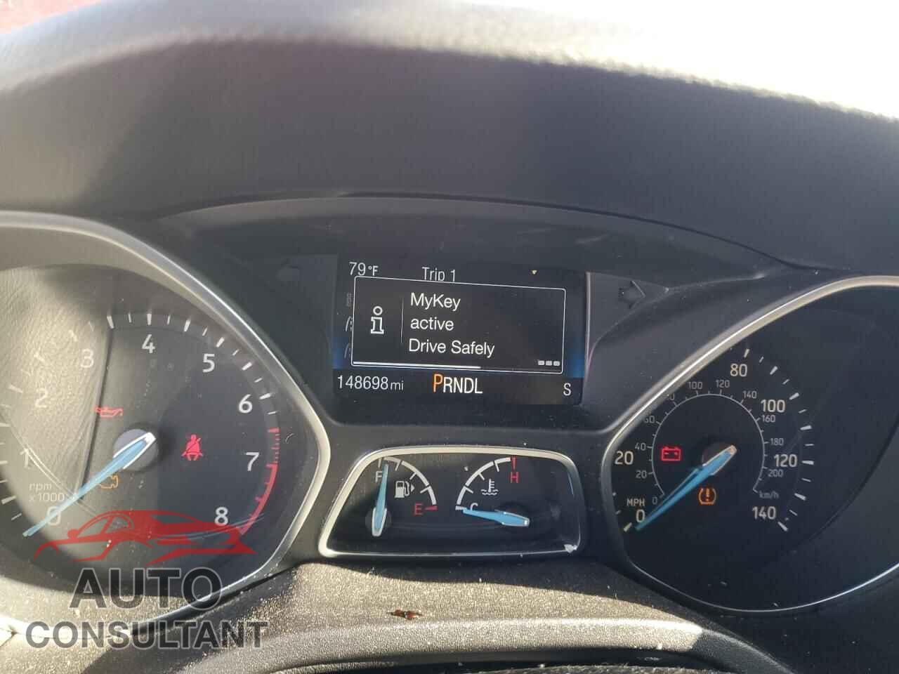 FORD FOCUS 2015 - 1FADP3F24FL346606