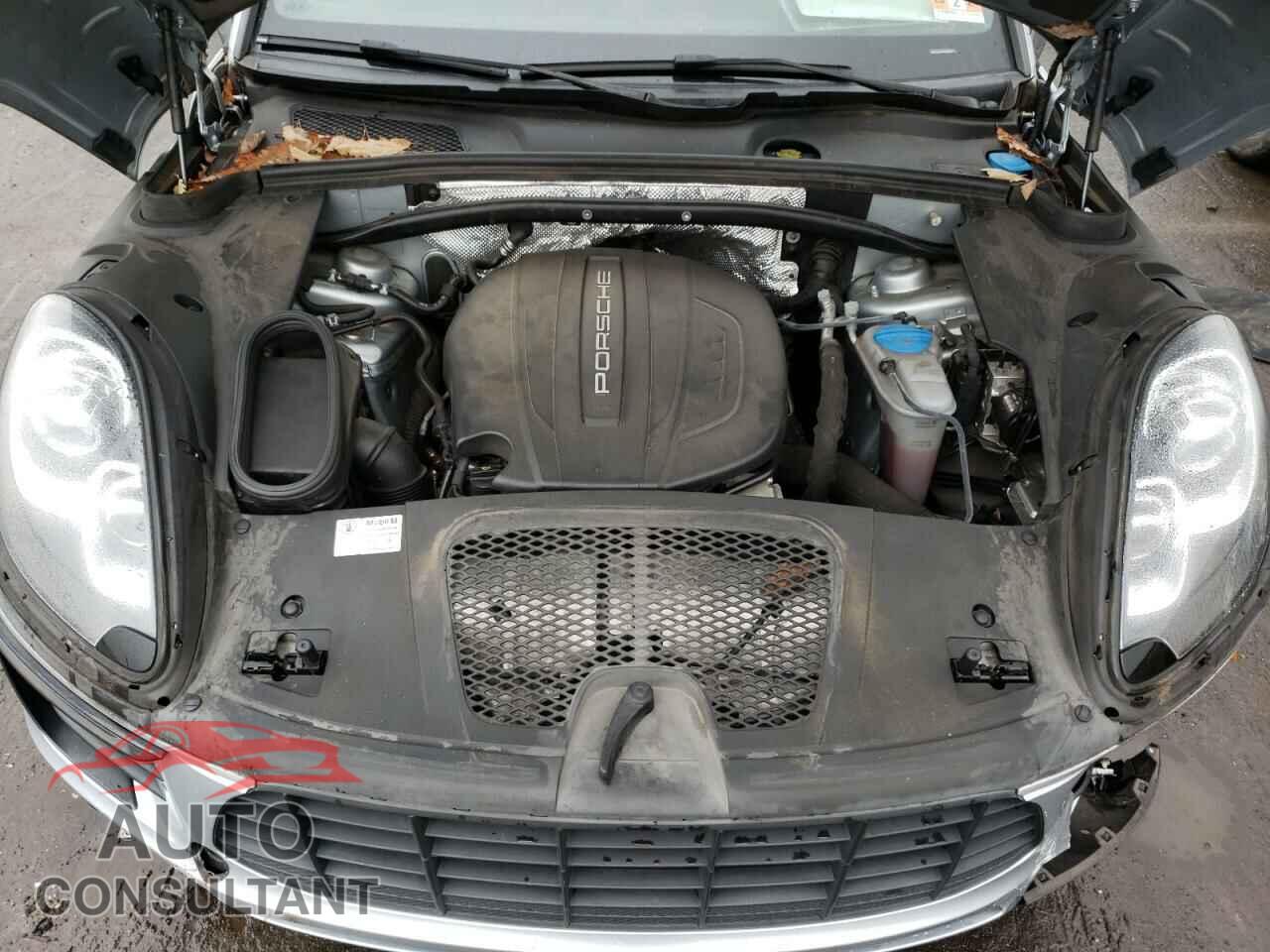 PORSCHE MACAN 2017 - WP1AA2A55HLB08937