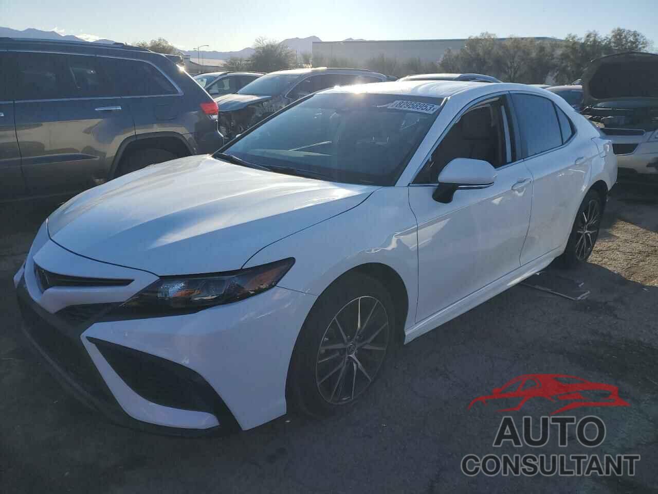 TOYOTA CAMRY 2023 - 4T1G11AK2PU753318