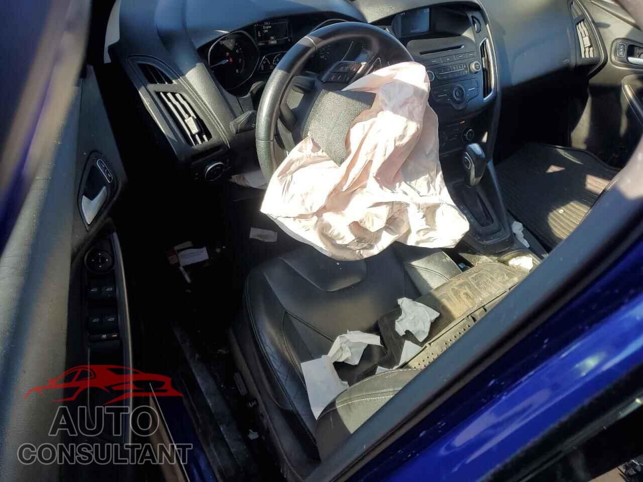FORD FOCUS 2015 - 1FADP3F22FL324250