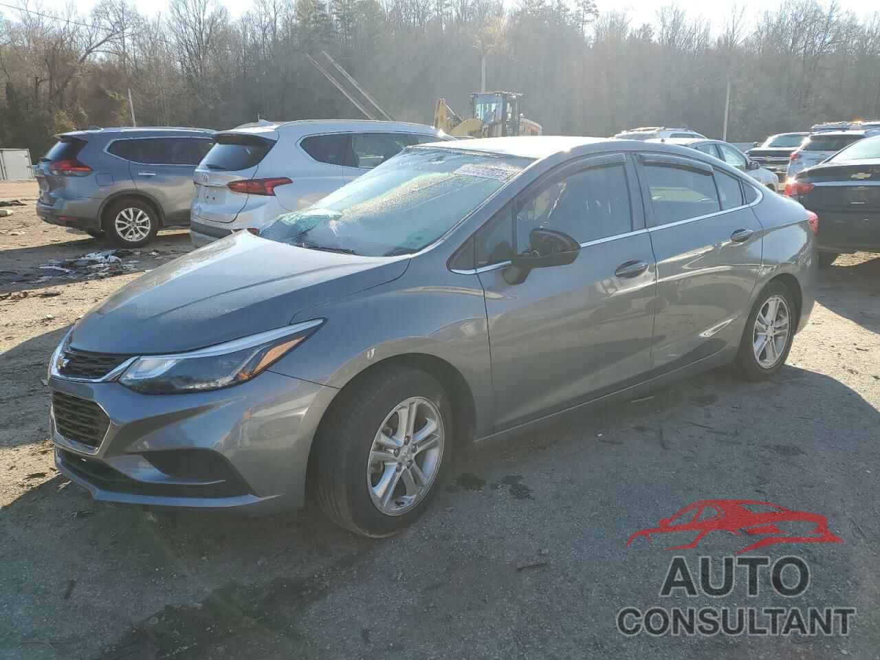 CHEVROLET CRUZE 2018 - 1G1BE5SM6J7155452