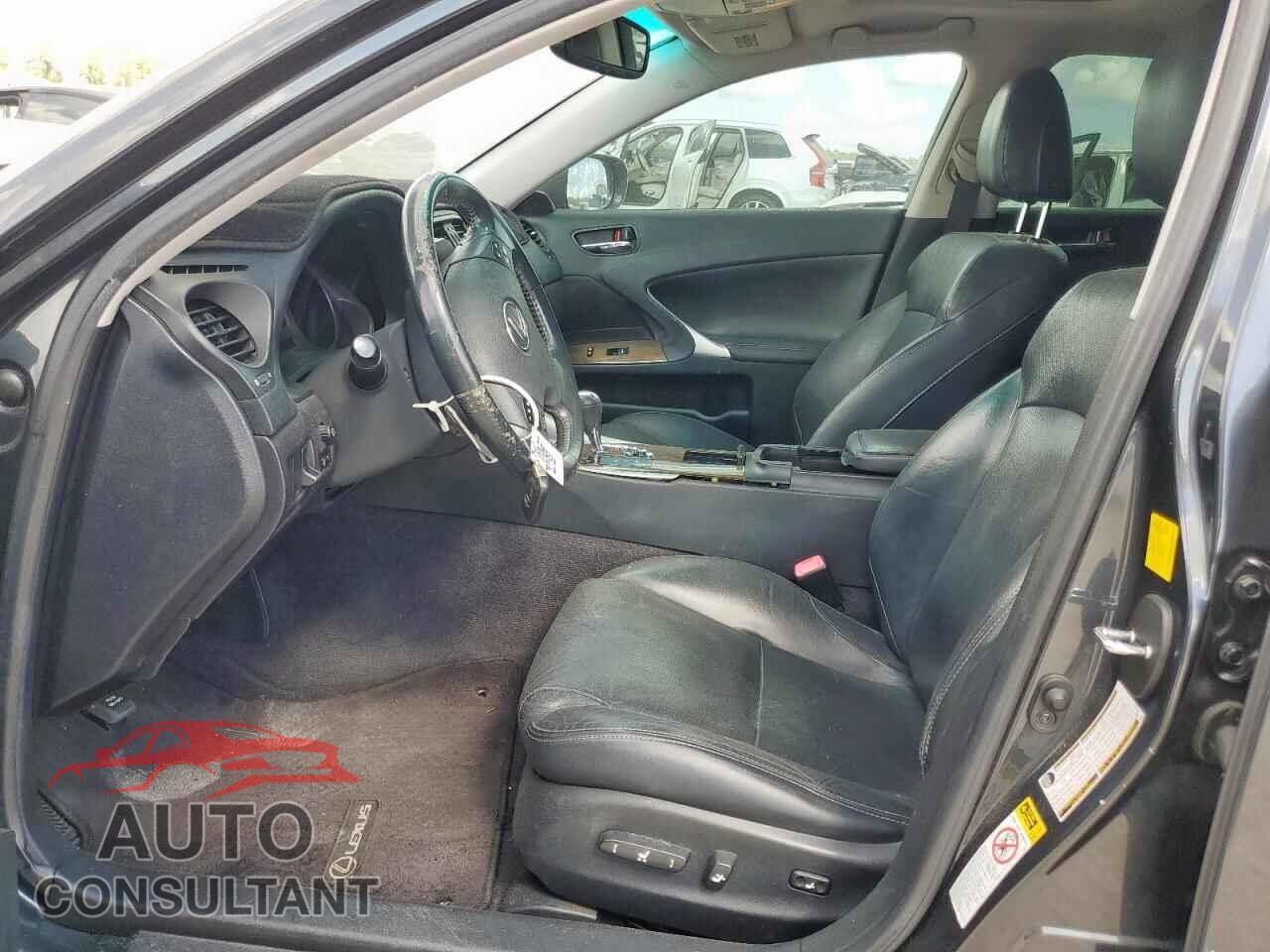 LEXUS IS 2010 - JTHBF5C22A5124968