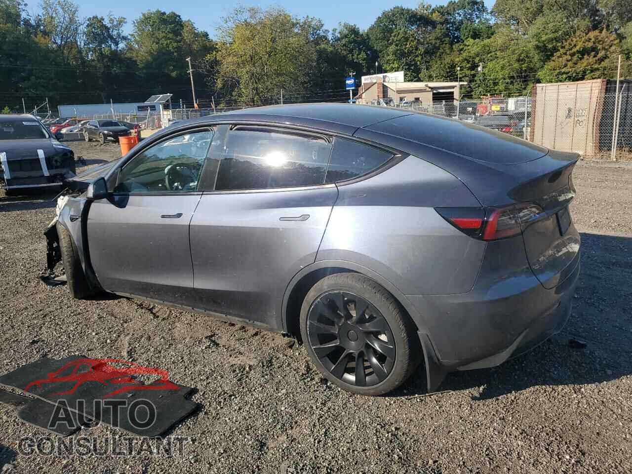 TESLA MODEL Y 2023 - 7SAYGDEE5PA164060