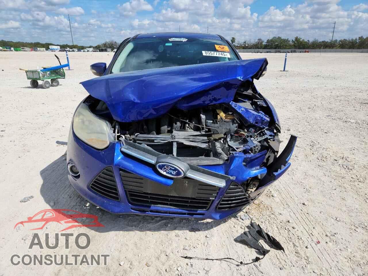 FORD FOCUS 2014 - 1FADP3K29EL314142
