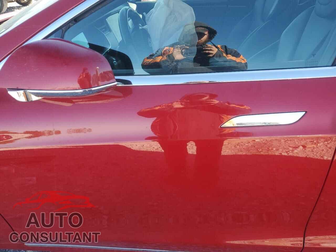 TESLA MODEL S 2019 - 5YJSA1E49KF331929