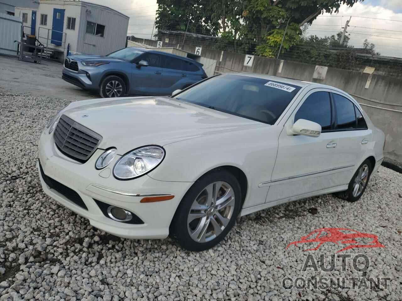 MERCEDES-BENZ E-CLASS 2009 - WDBUF56X29B381397