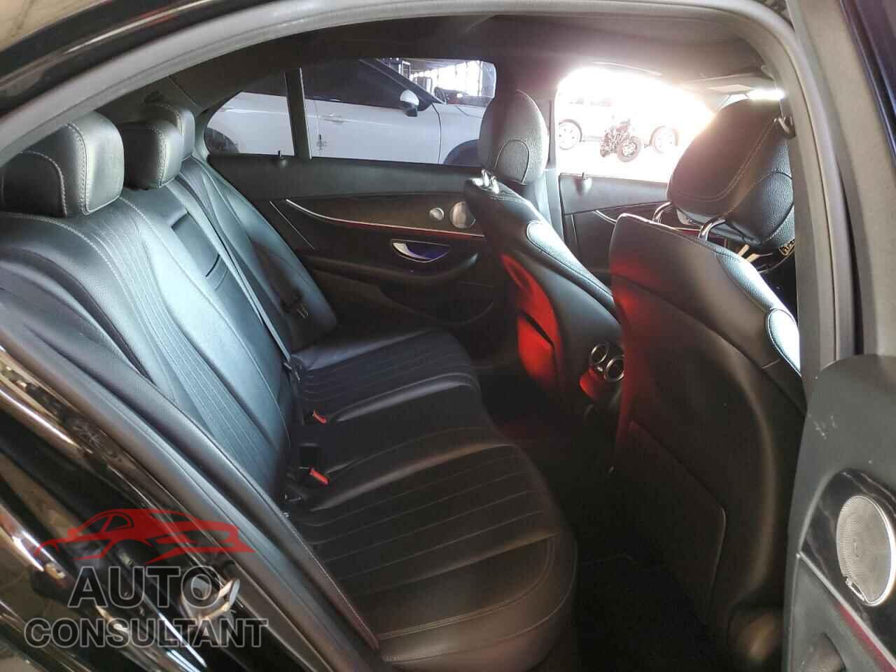 MERCEDES-BENZ E-CLASS 2019 - WDDZF4JB1KA601983