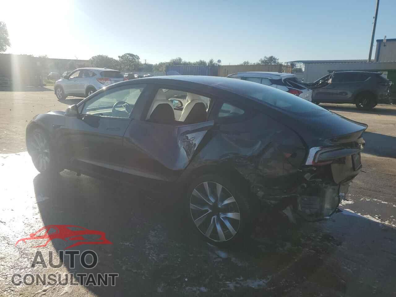 TESLA MODEL 3 2024 - 5YJ3E1EA8RF799305