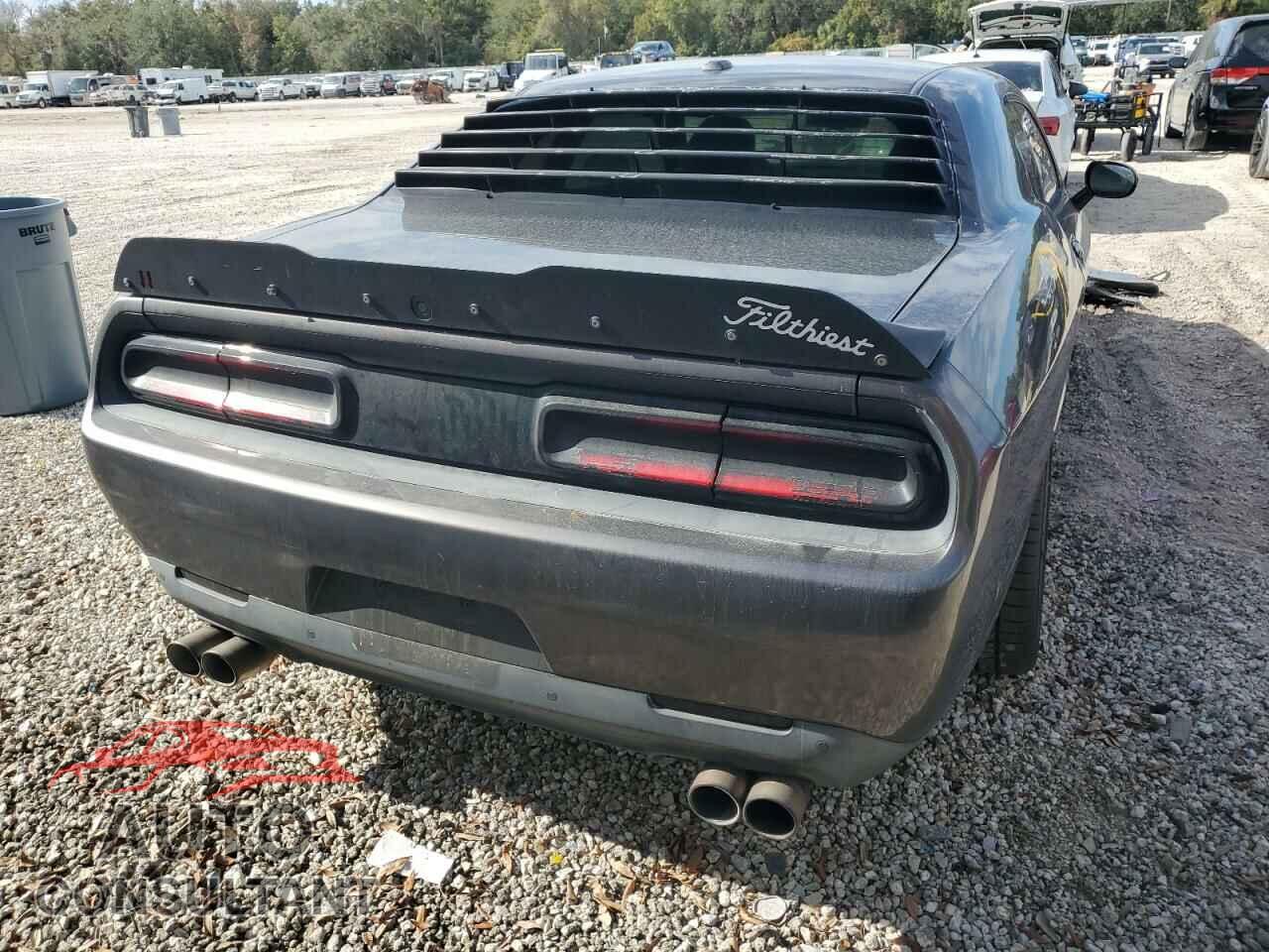 DODGE CHALLENGER 2015 - 2C3CDZAT1FH895215