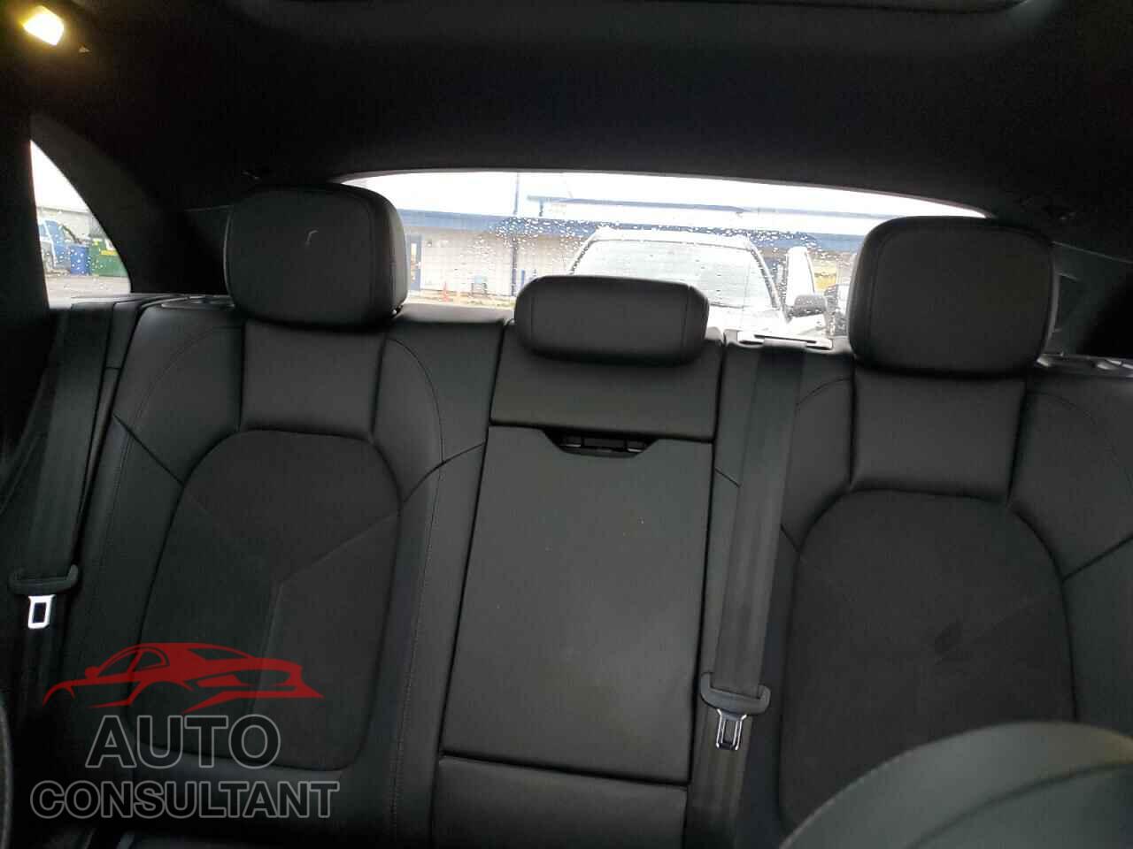 PORSCHE MACAN 2017 - WP1AA2A53HLB01517