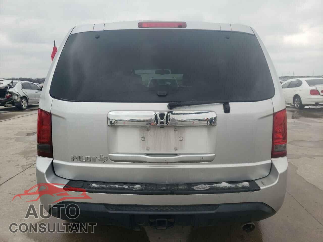 HONDA PILOT 2012 - 5FNYF3H50CB018409