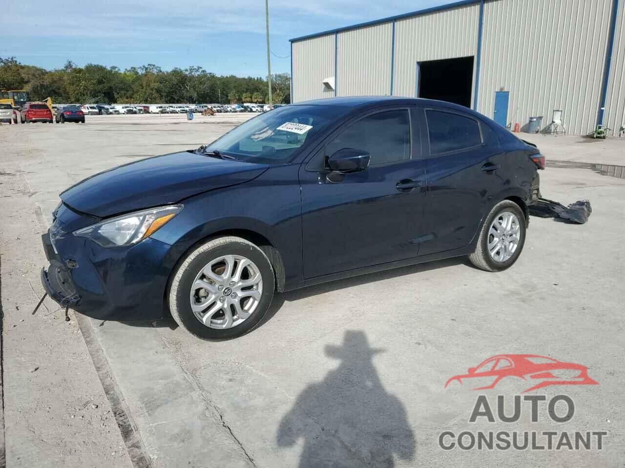 TOYOTA YARIS 2017 - 3MYDLBYV3HY149462