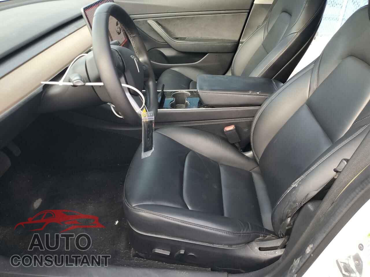 TESLA MODEL 3 2019 - 5YJ3E1EA1KF482519