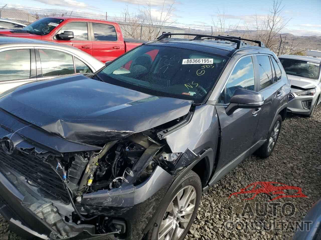 TOYOTA RAV4 2024 - 2T3A1RFV5RW434819
