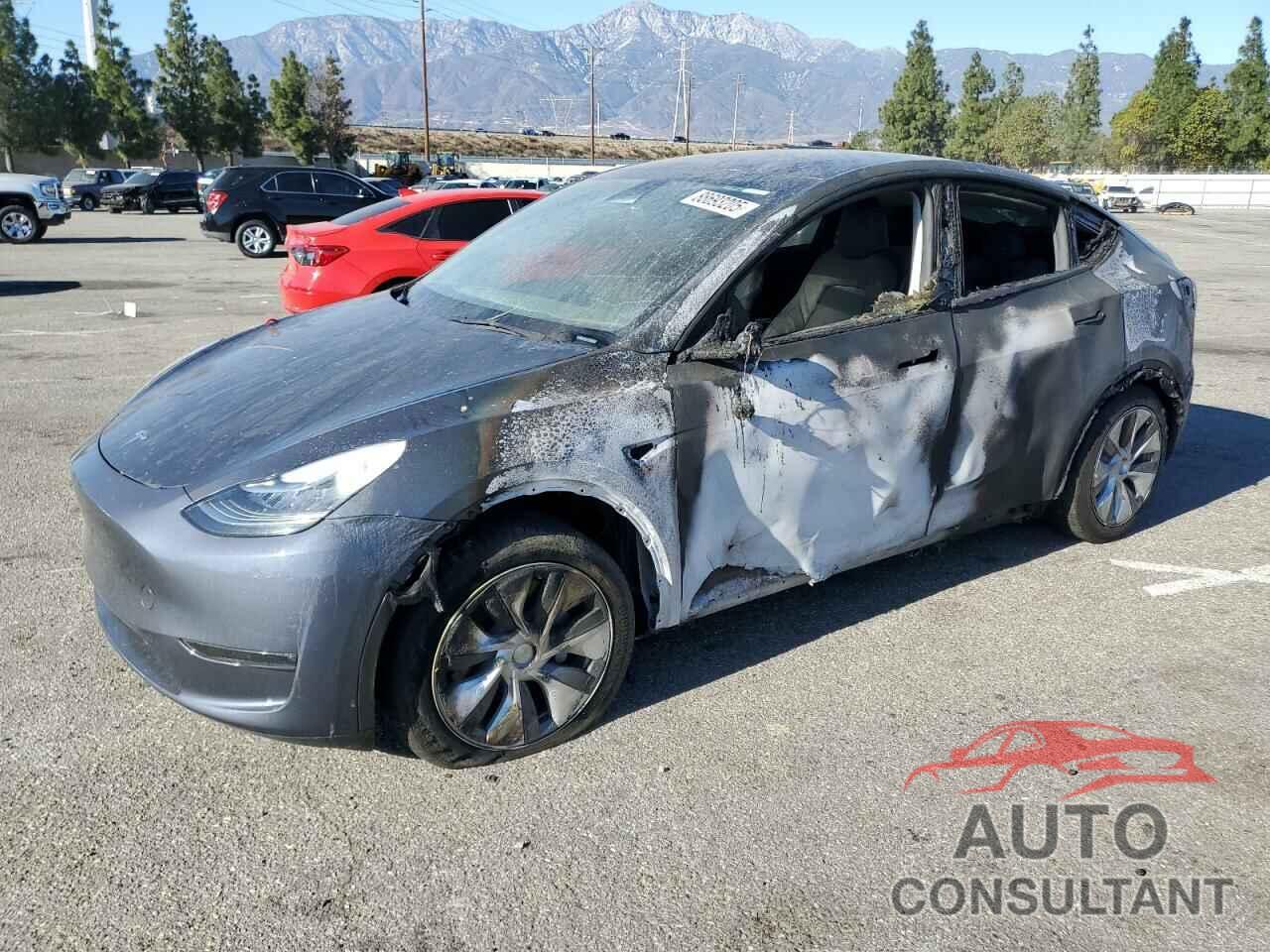 TESLA MODEL Y 2023 - 7SAYGDEE8PA119873