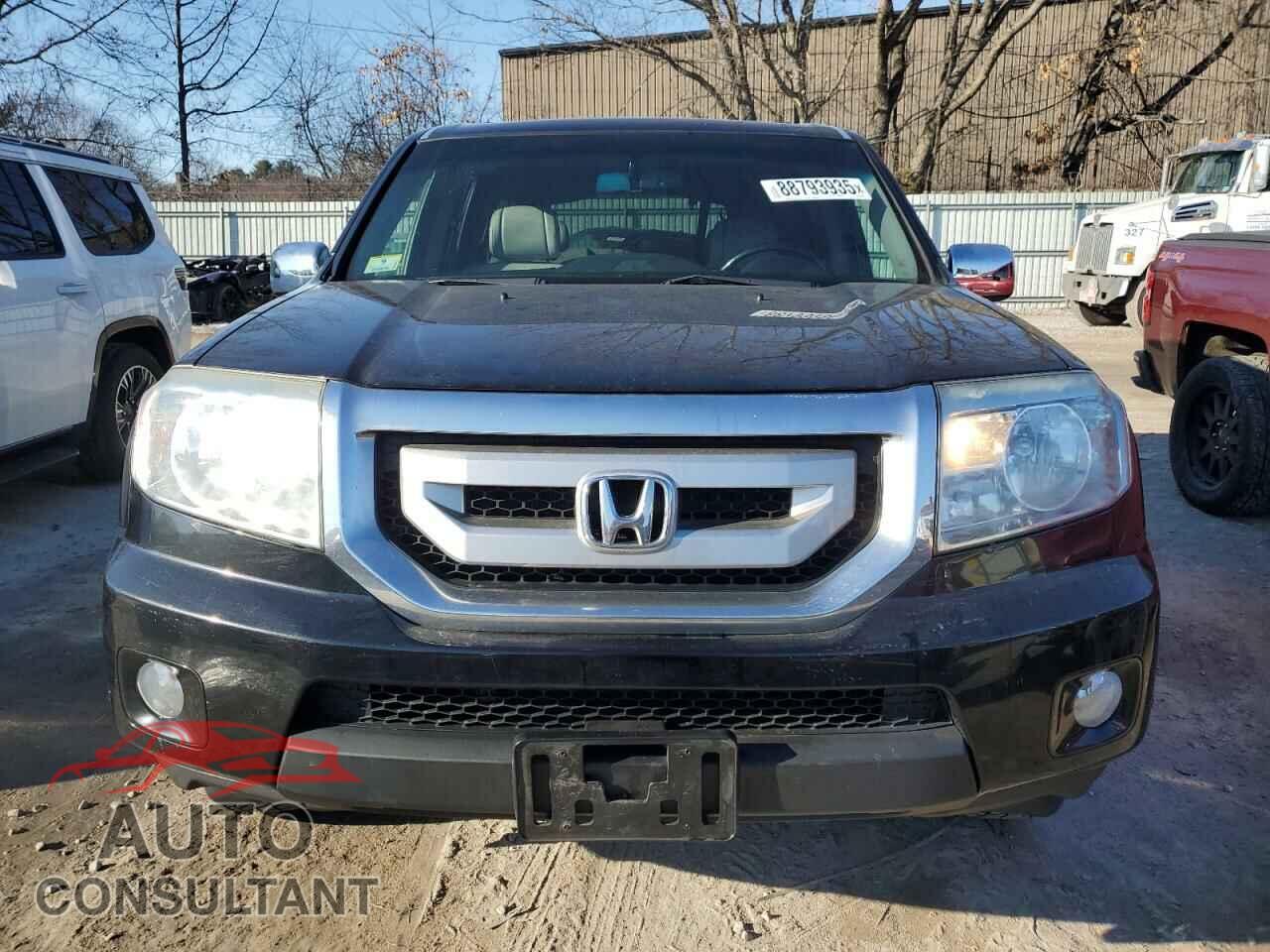 HONDA PILOT 2010 - 5FNYF4H97AB005582