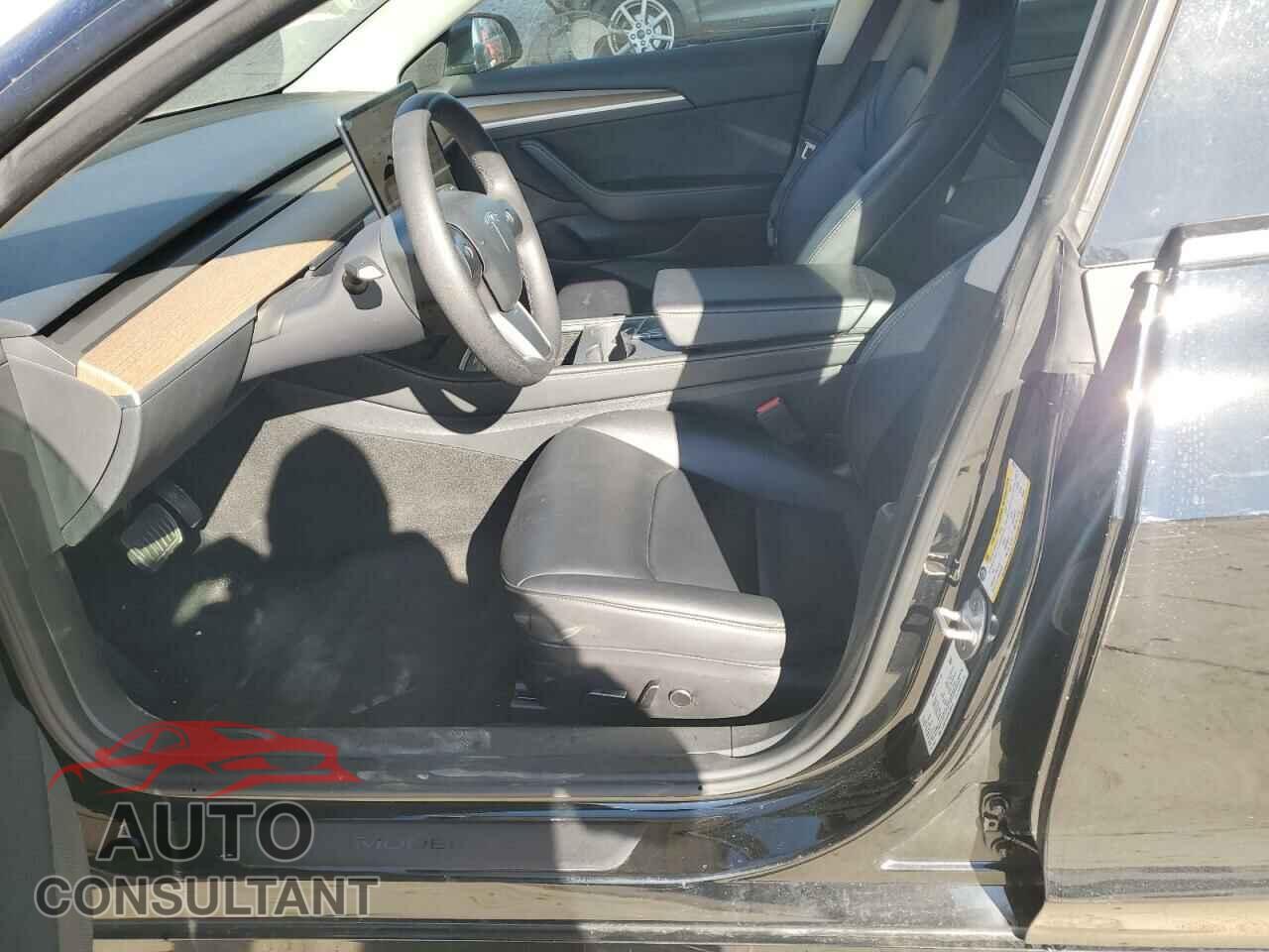 TESLA MODEL 3 2023 - 5YJ3E1EAXPF438512