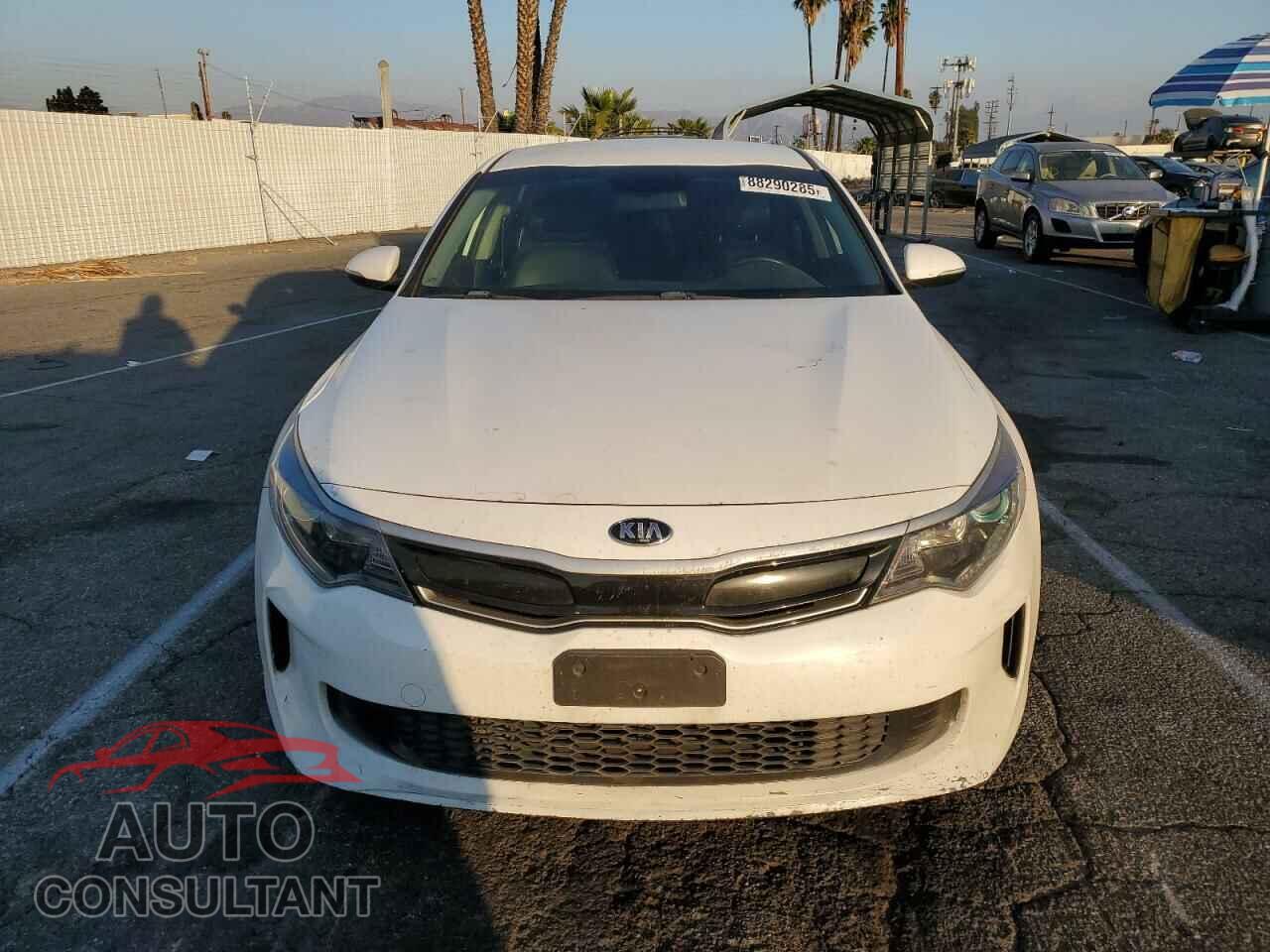 KIA OPTIMA 2018 - KNAGU4LE8J5024372