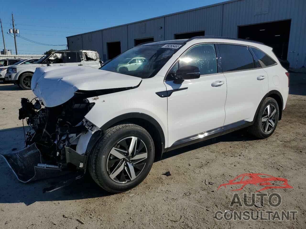 KIA SORENTO 2023 - 5XYRL4LC1PG220232