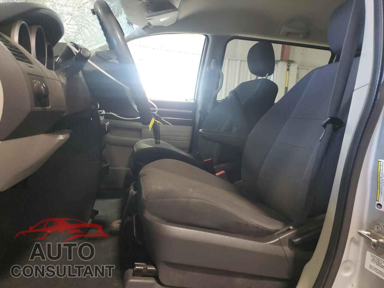 DODGE CARAVAN 2009 - 2D8HN44E89R687038