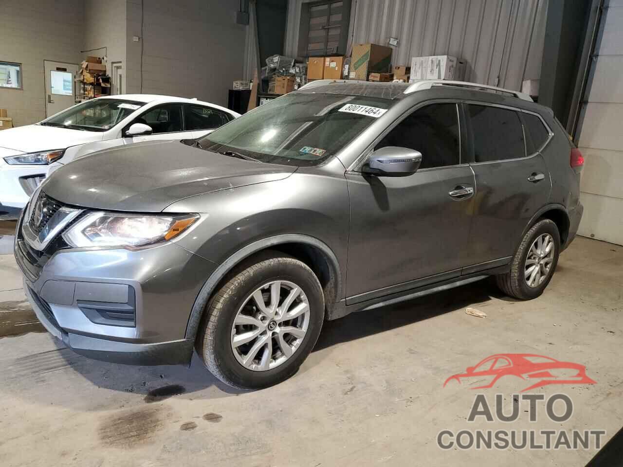 NISSAN ROGUE 2018 - KNMAT2MTXJP520405
