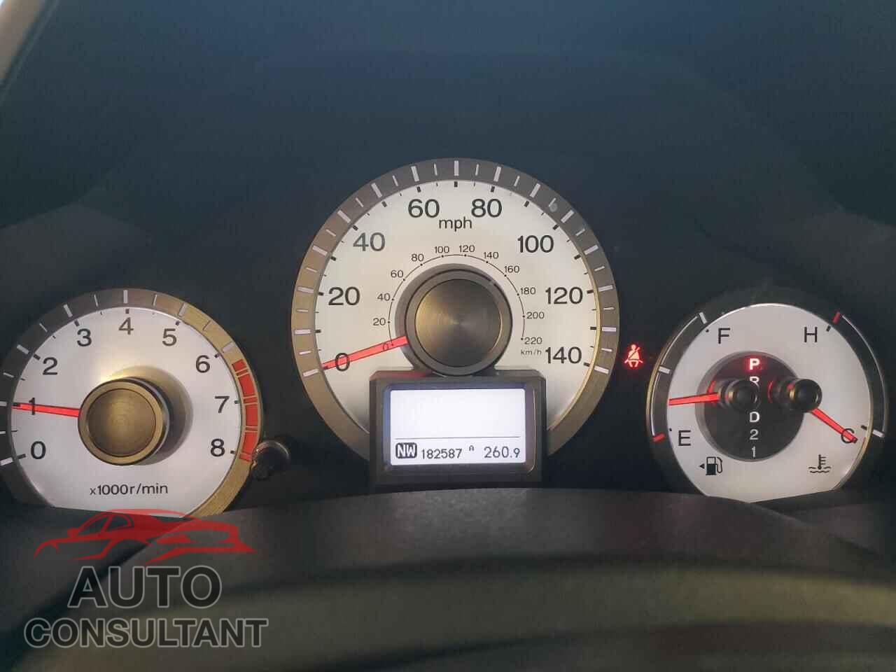 HONDA PILOT 2011 - 5FNYF4H99BB042537