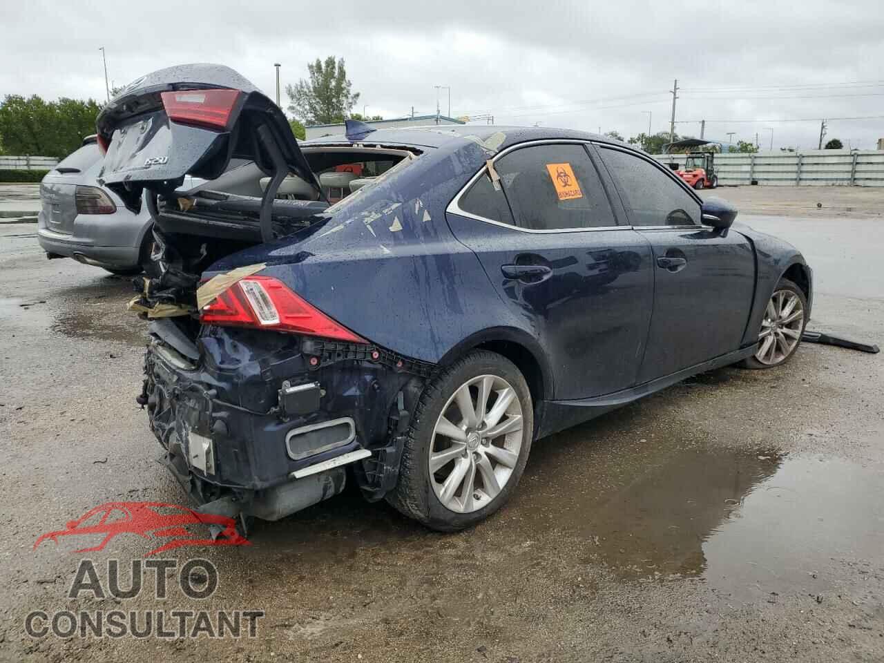 LEXUS IS 2015 - JTHBF1D24F5061046