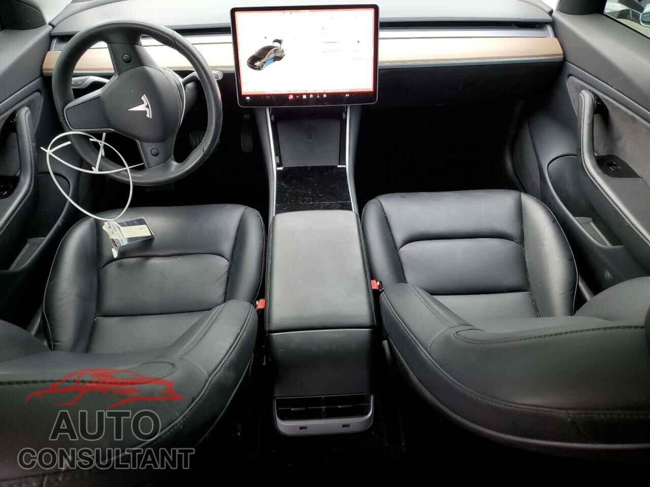 TESLA MODEL 3 2018 - 5YJ3E1EBXJF070560