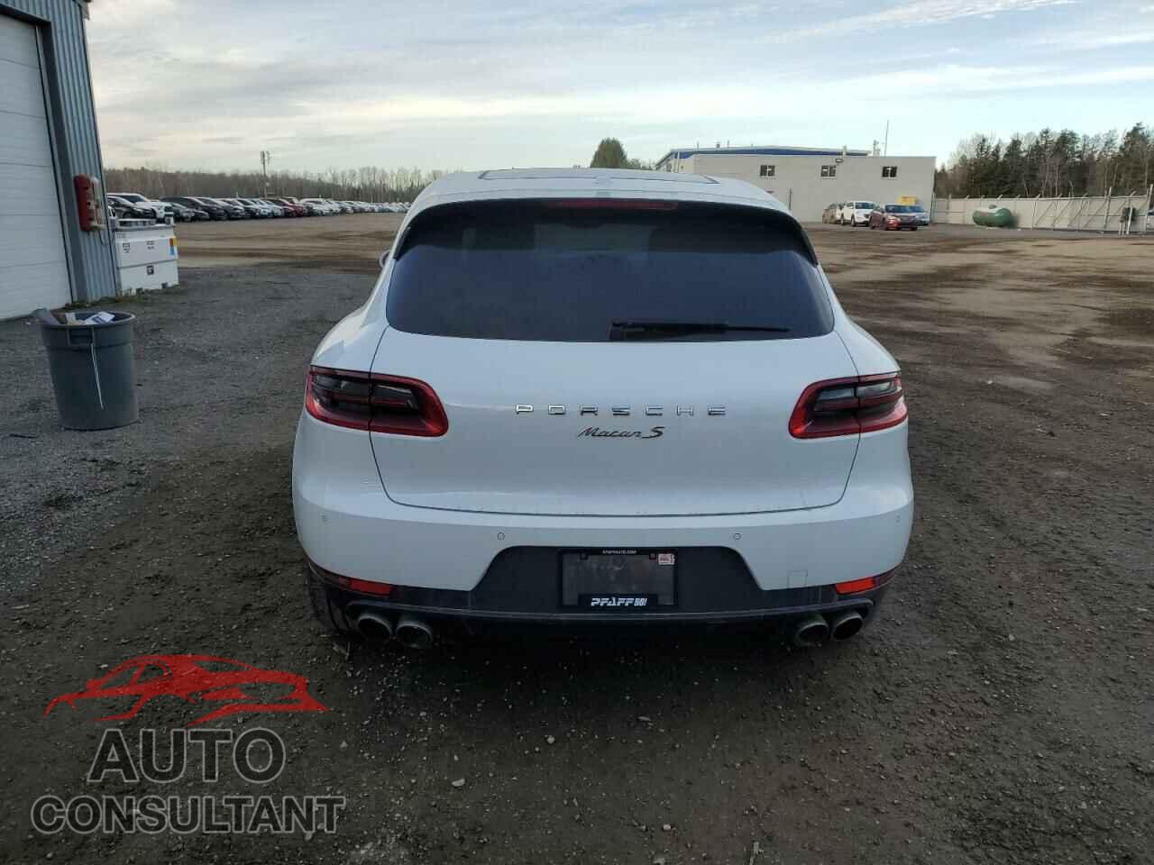 PORSCHE MACAN 2015 - WP1AB2A52FLB63114