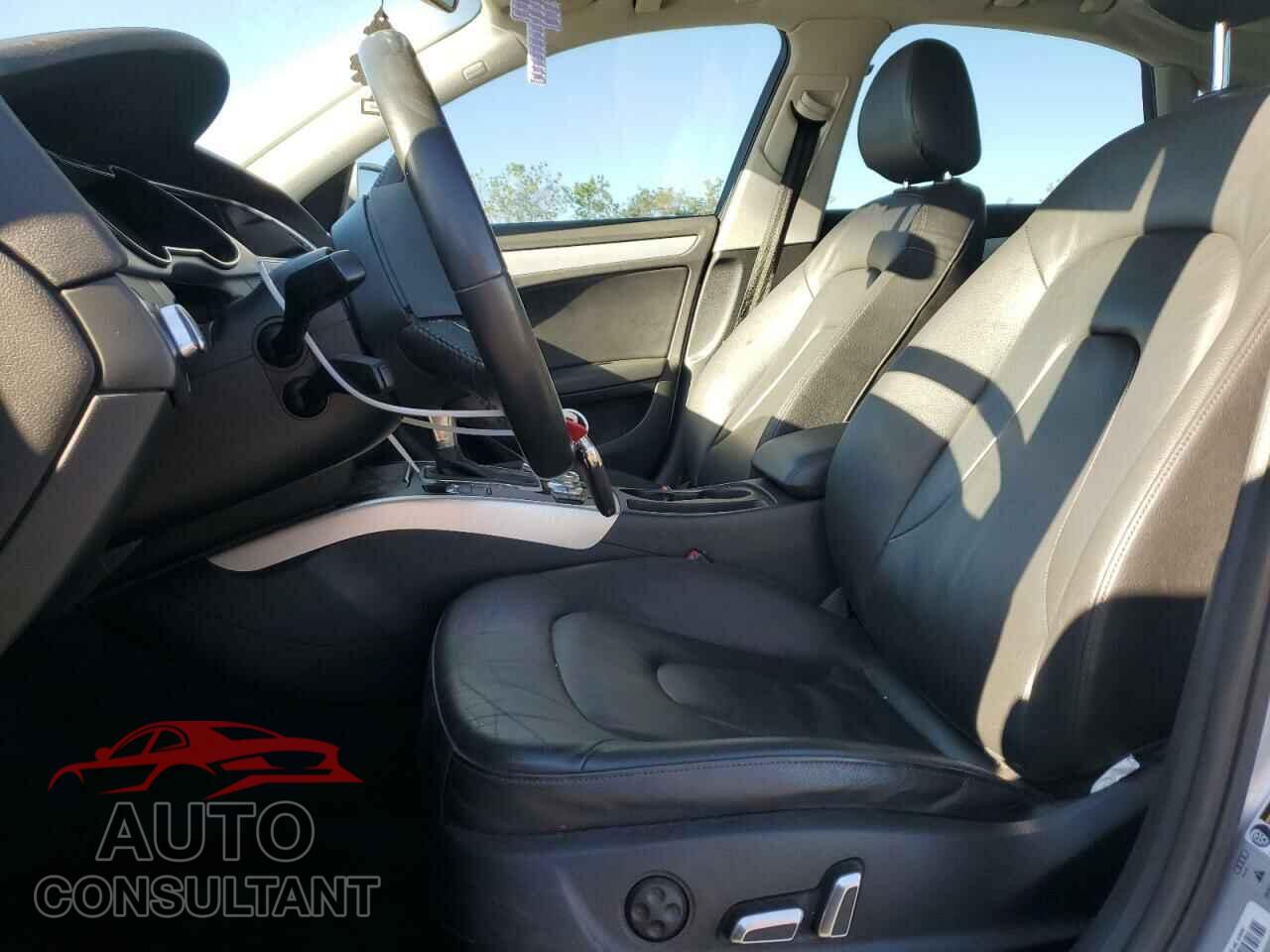 AUDI A4 2013 - WAUBFAFL8DN039066