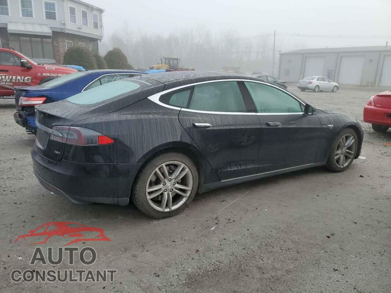 TESLA MODEL S 2015 - 5YJSA1S25FF082277
