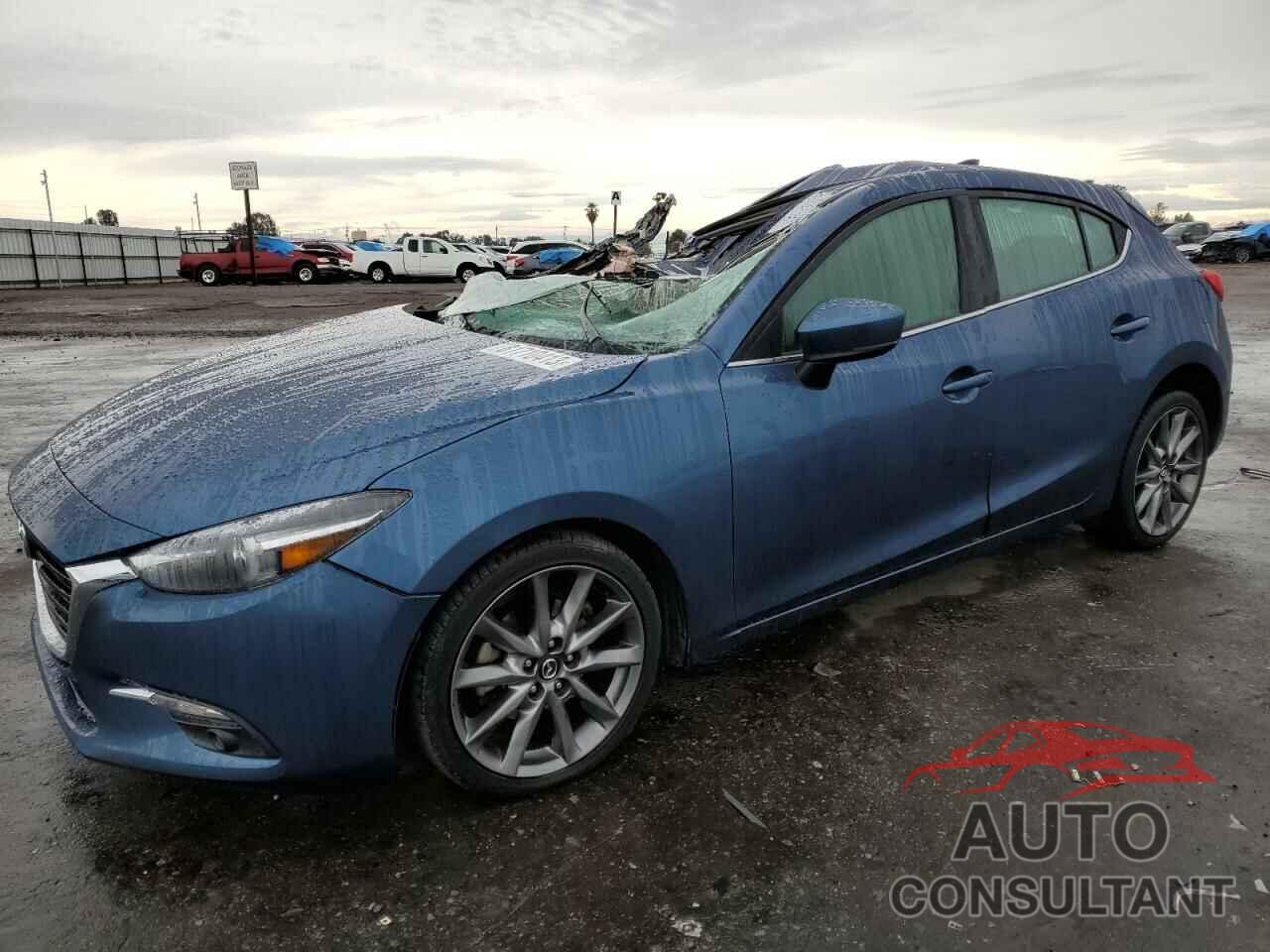 MAZDA 3 2018 - 3MZBN1M34JM160916