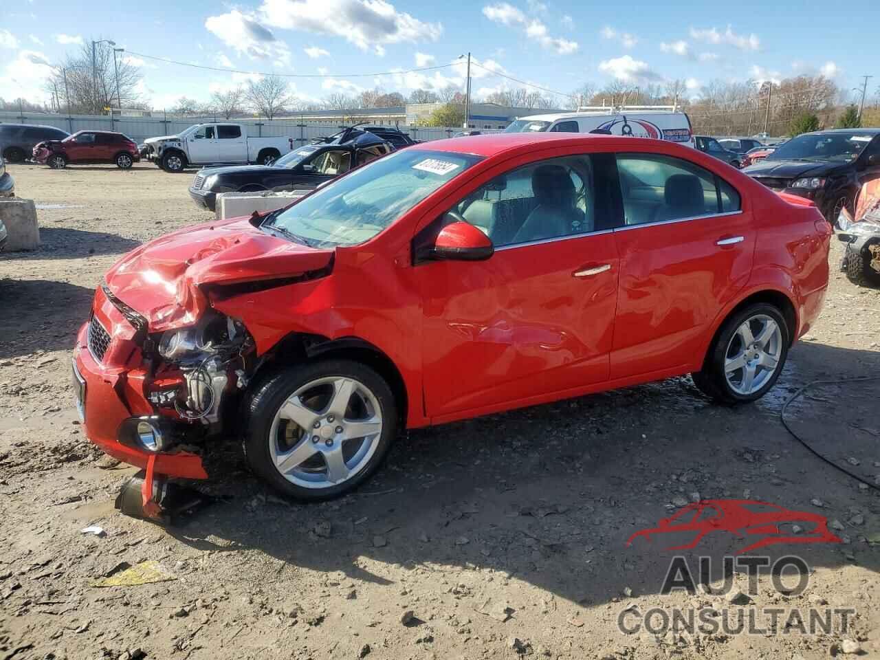 CHEVROLET SONIC 2016 - 1G1JE5SB7G4133982