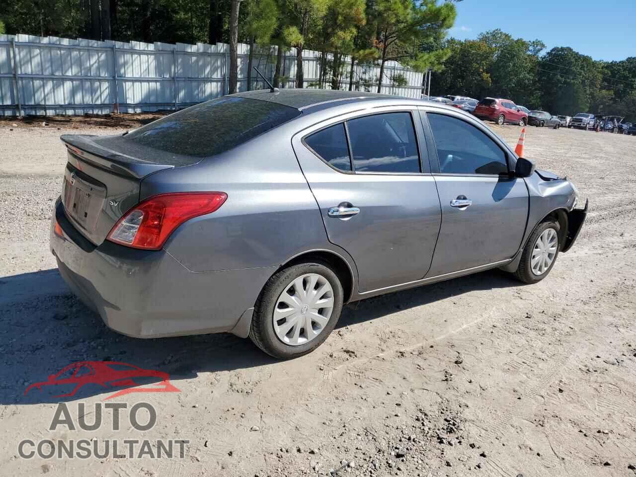 NISSAN VERSA 2017 - 3N1CN7AP3HL830010