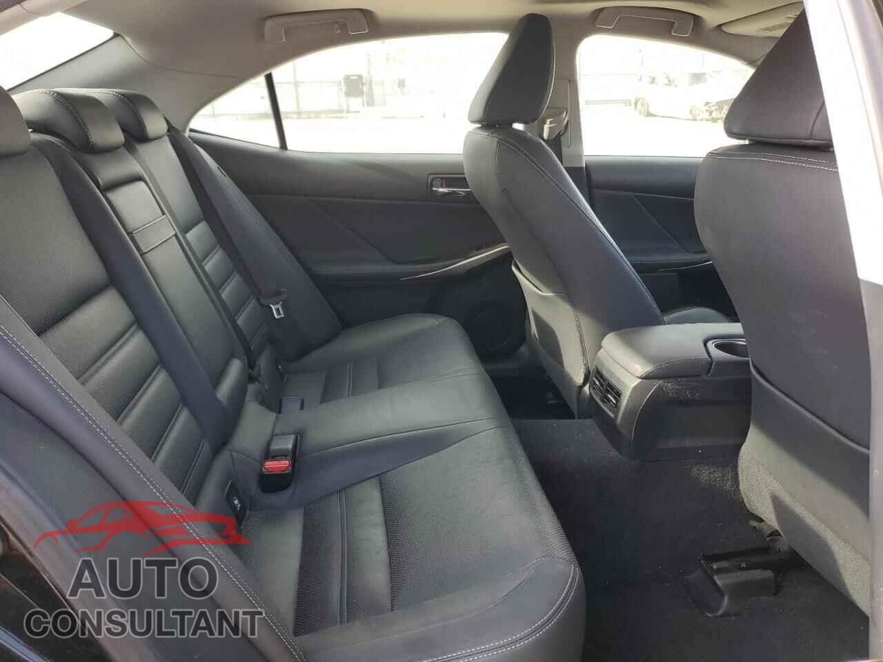 LEXUS IS 2015 - JTHCE1D21F5008098