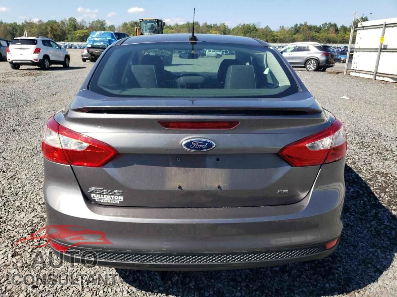 FORD FOCUS 2014 - 1FADP3F23EL285246