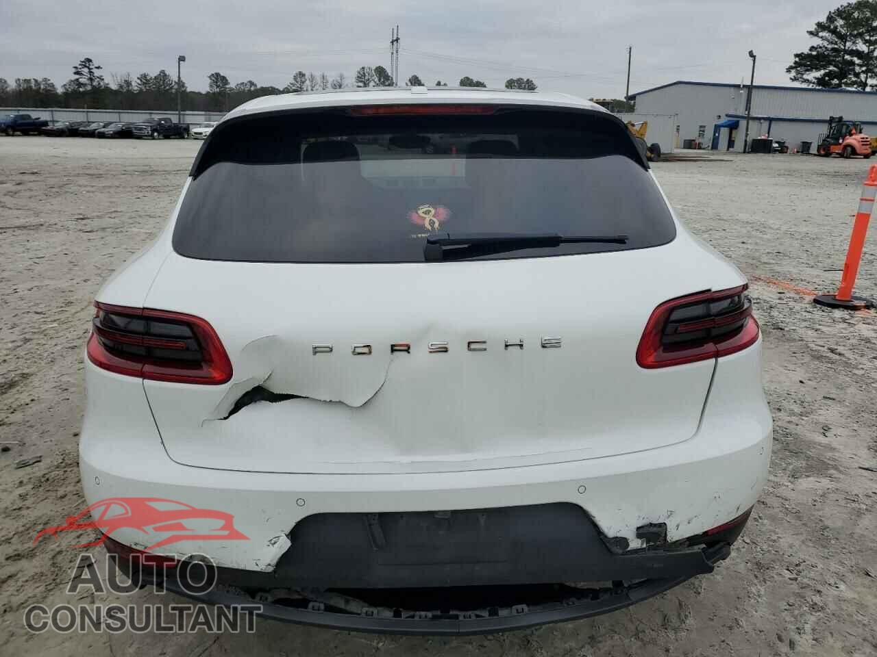 PORSCHE MACAN 2017 - WP1AA2A55HLB00045