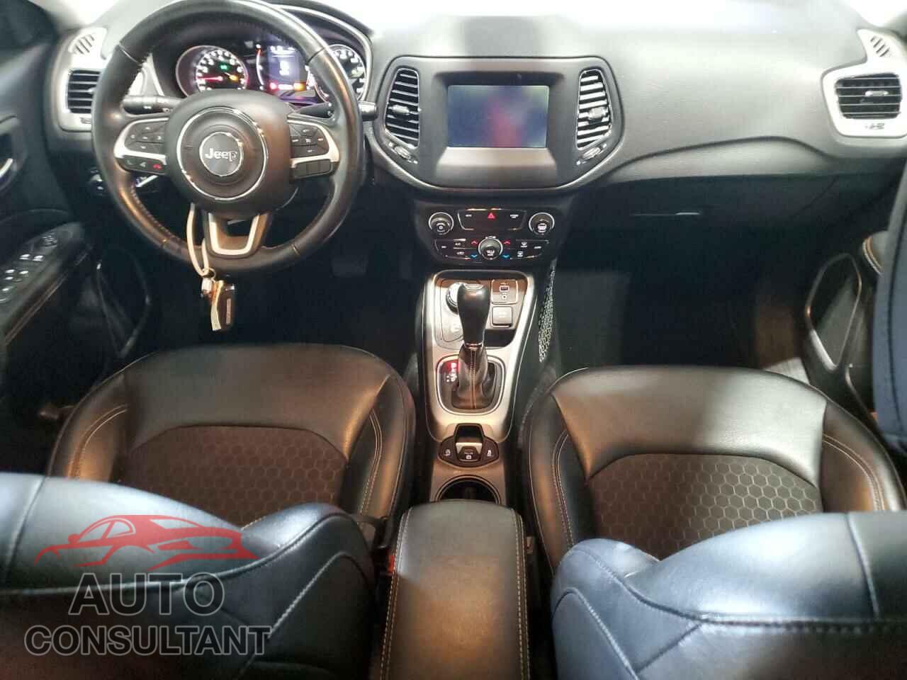 JEEP COMPASS 2020 - 3C4NJDBB5LT132333