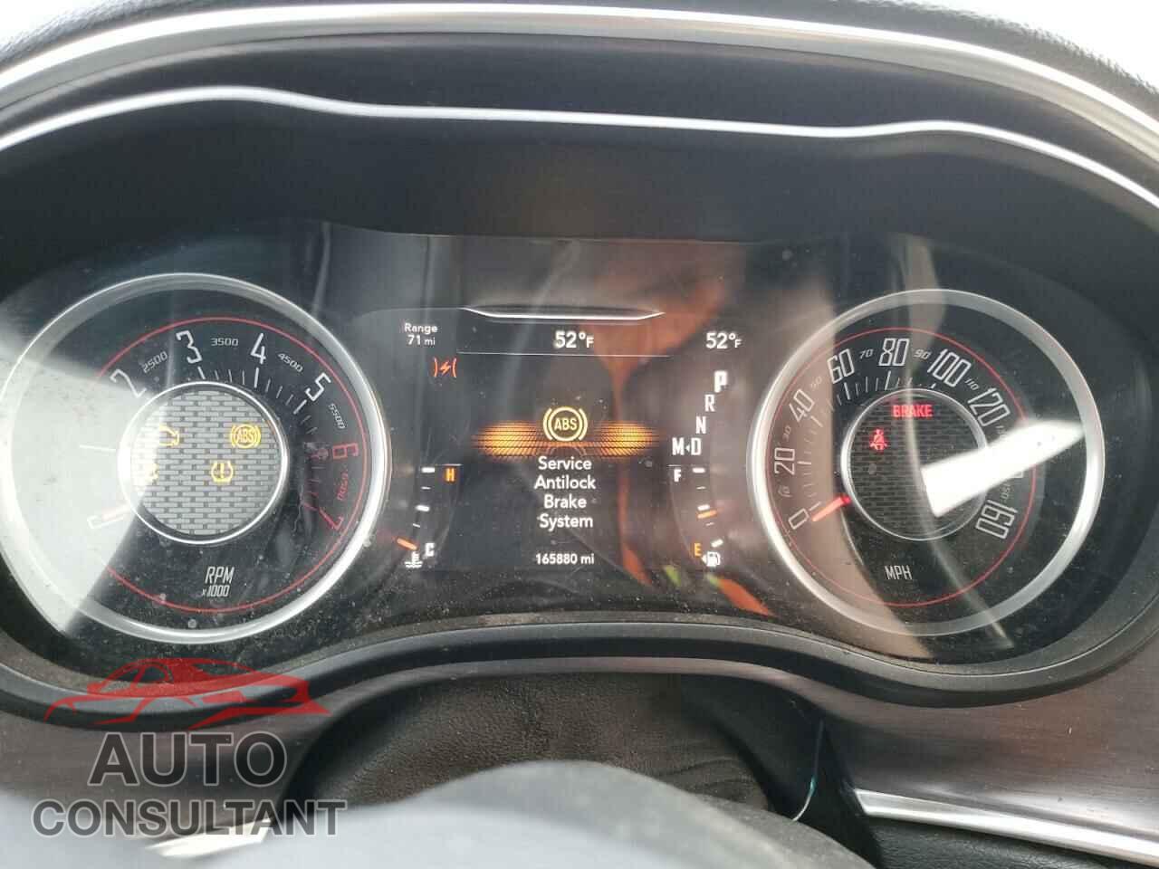 DODGE CHALLENGER 2015 - 2C3CDZAT9FH707654