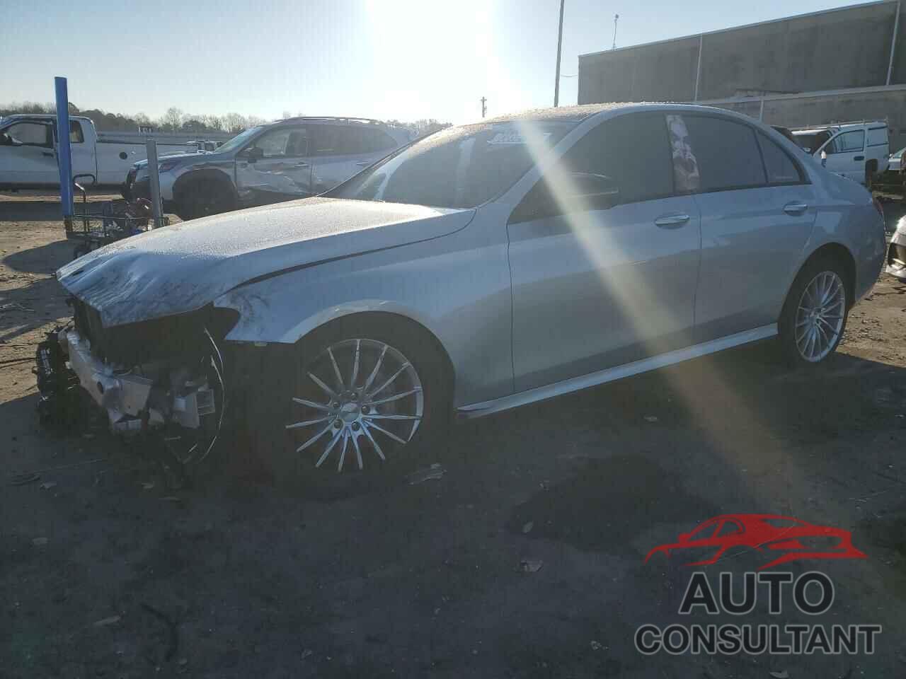 MERCEDES-BENZ E-CLASS 2019 - WDDZF4JB1KA589091