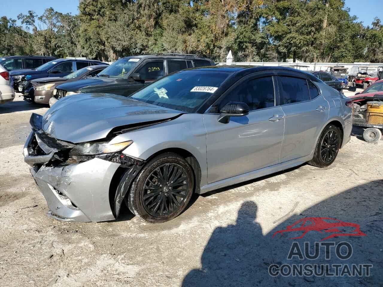 TOYOTA CAMRY 2018 - JTNB11HK2J3009456