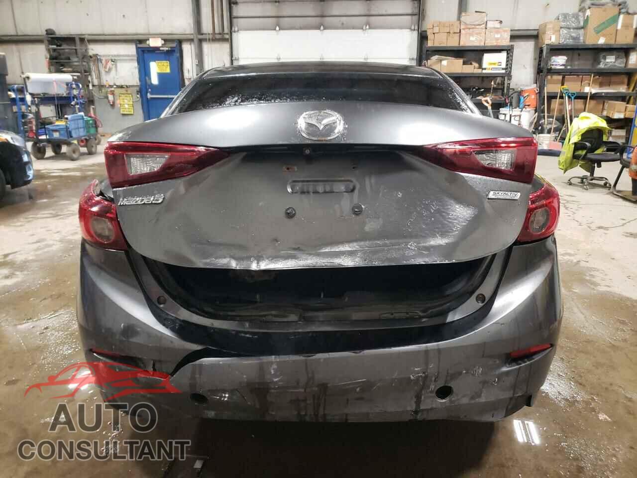 MAZDA 3 2018 - JM1BN1V77J1188405
