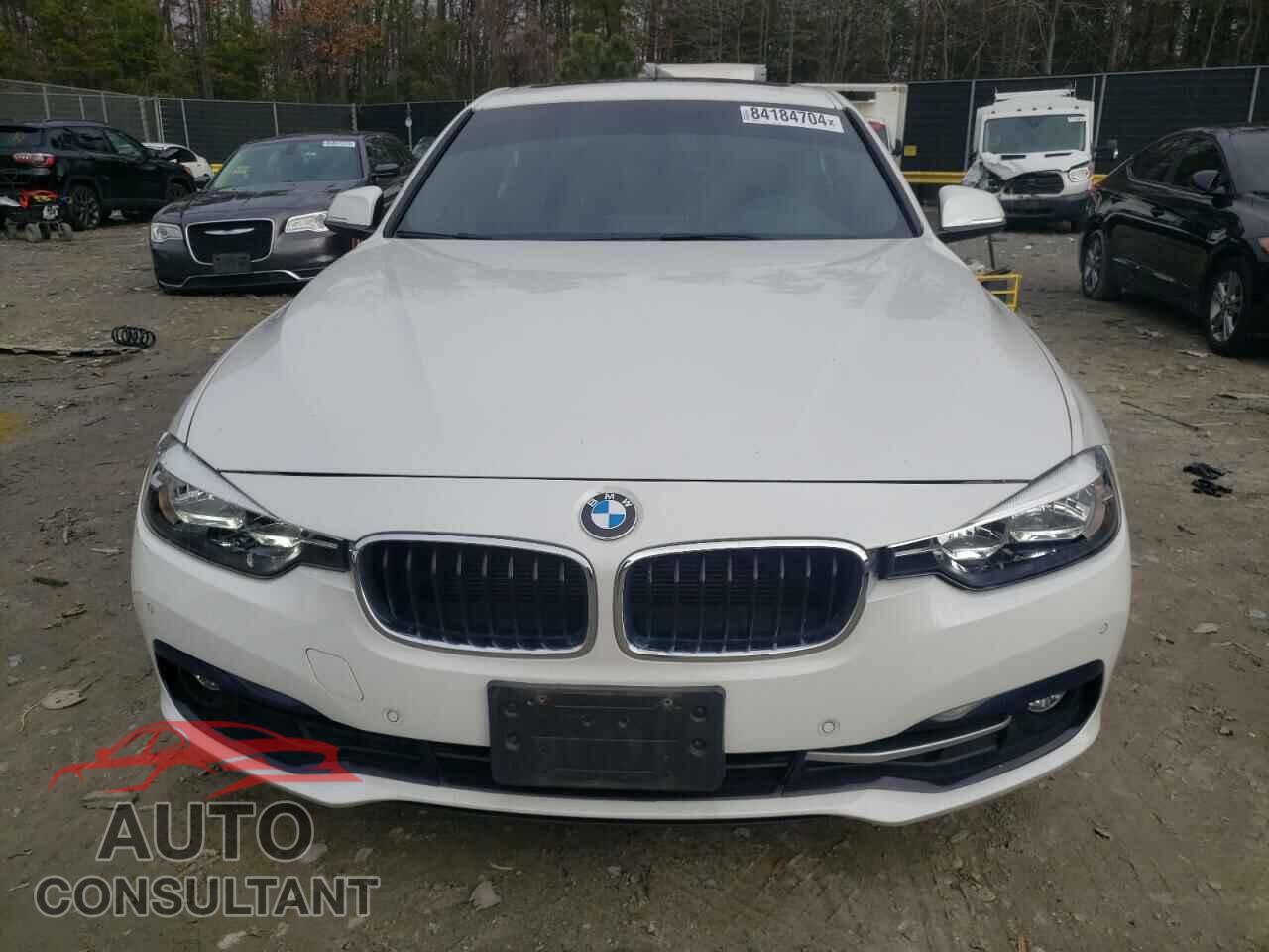 BMW 3 SERIES 2016 - WBA8E3G50GNU03610