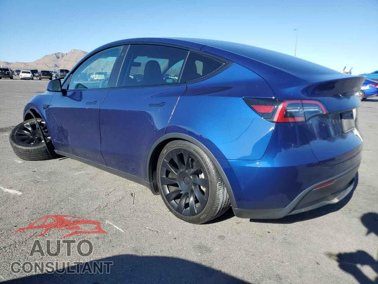 TESLA MODEL Y 2023 - 7SAYGAEE2PF666848