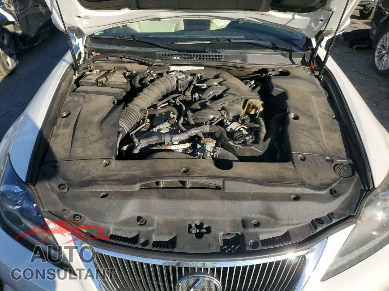 LEXUS IS 2013 - JTHFF2C20D2527417