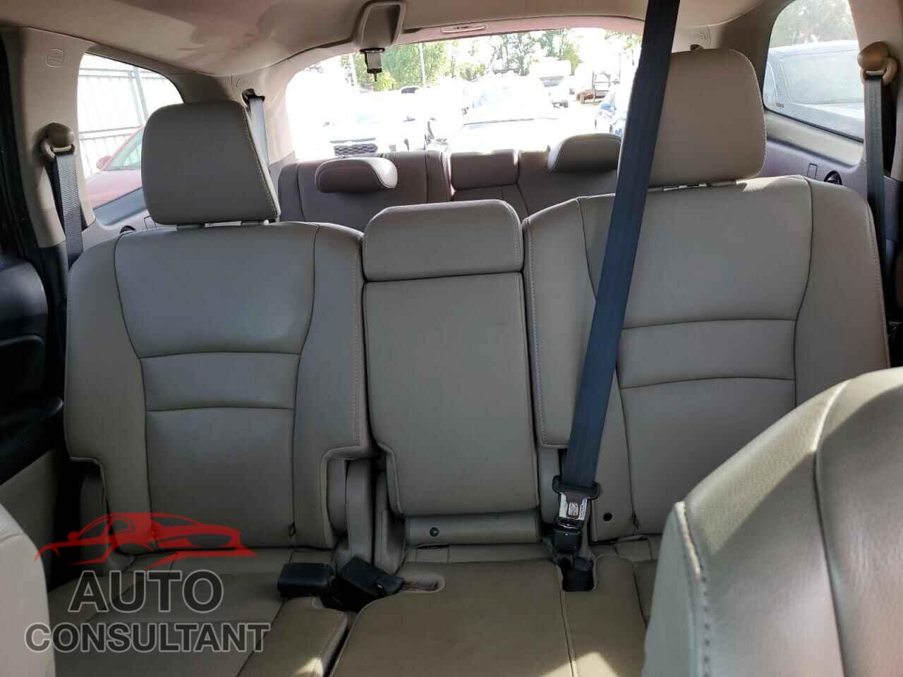 HONDA PILOT 2020 - 5FNYF6H59LB006258